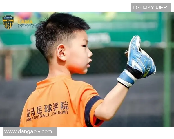 拉玛足球学院昆明助力青少年成长与足球梦想的实现