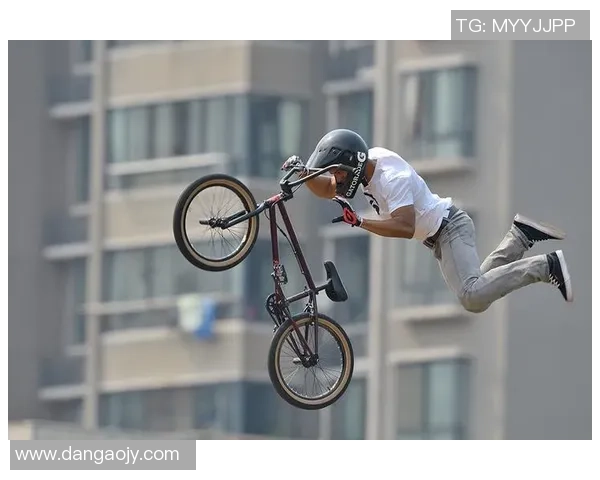 深入分析上海极限运动队的区域防守策略与战术执行效果